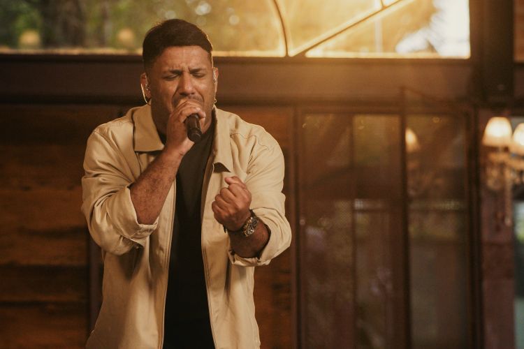 Ronan Sabadini lança o clipe da canção “Marcados Pela Mesa”
